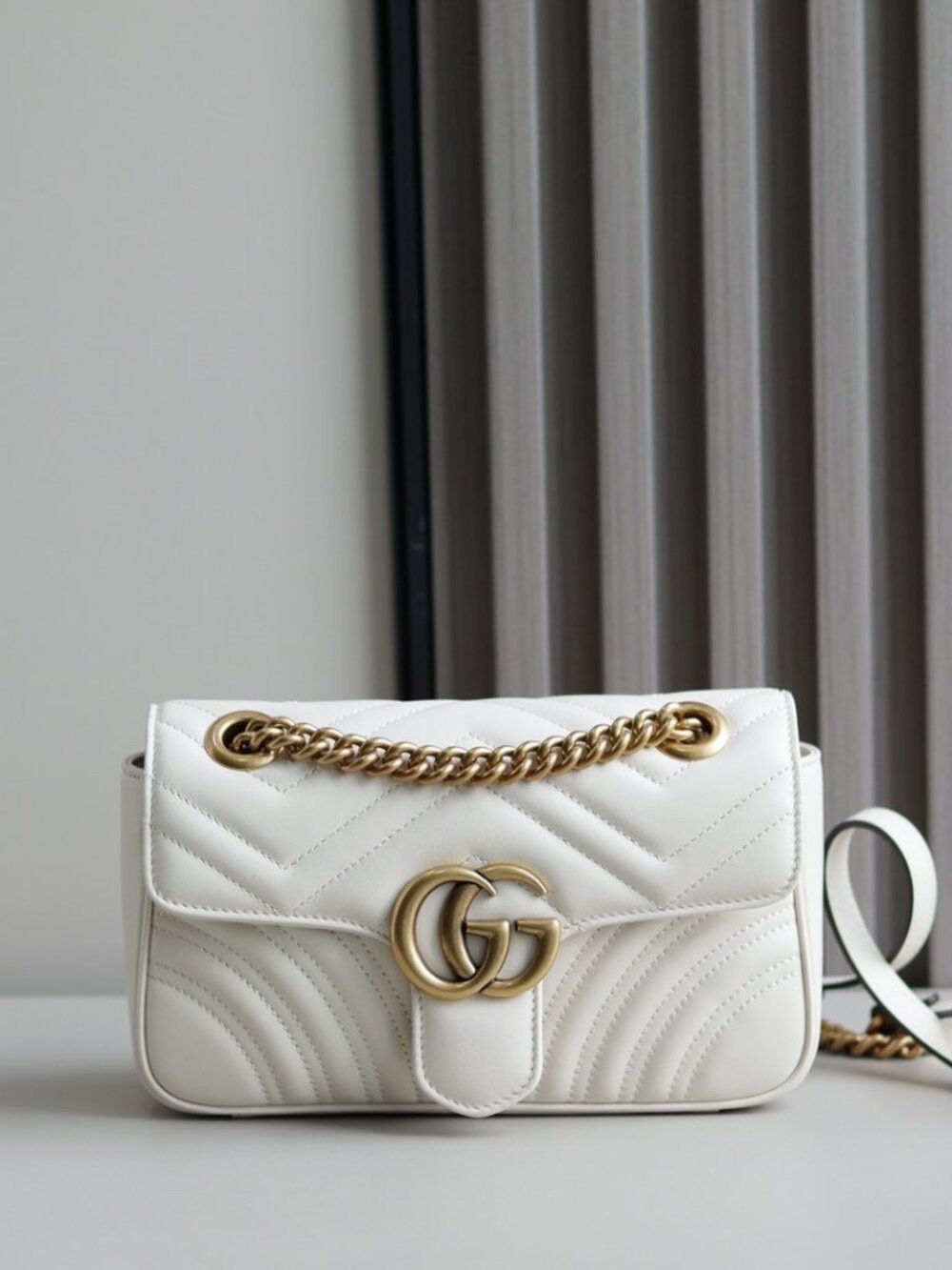 Gucci Marmont Matelassé Leather Shoulder Bag